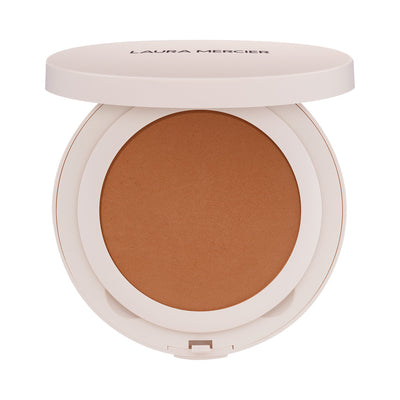 Laura Mercier Translucent Pressed Talc-Free Waterproof Setting Powder Ultra-Blur Pressed Powder Translucent Medium Deep (medium to medium deep)  