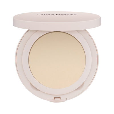 Laura Mercier Translucent Pressed Talc-Free Waterproof Setting Powder Ultra-Blur Pressed Powder Translucent (light to medium skin tones)  